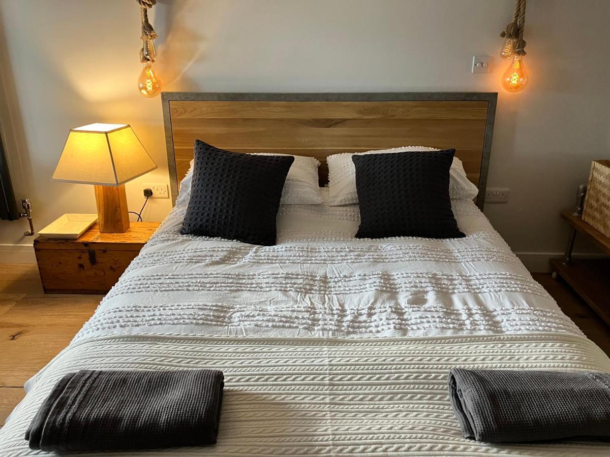 Bed and Breakfast Fig Tree House Лимингтон Экстерьер фото