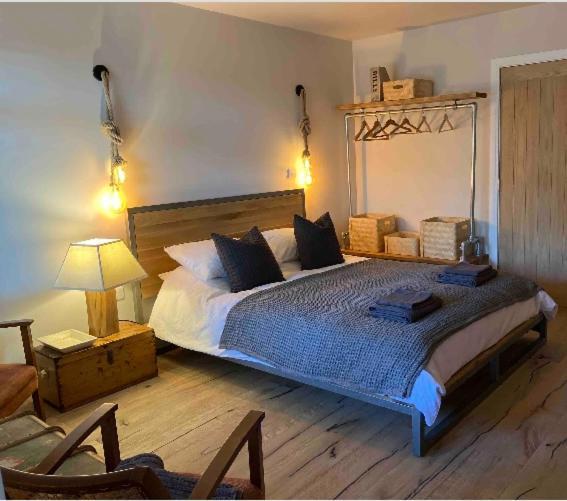 Bed and Breakfast Fig Tree House Лимингтон Экстерьер фото
